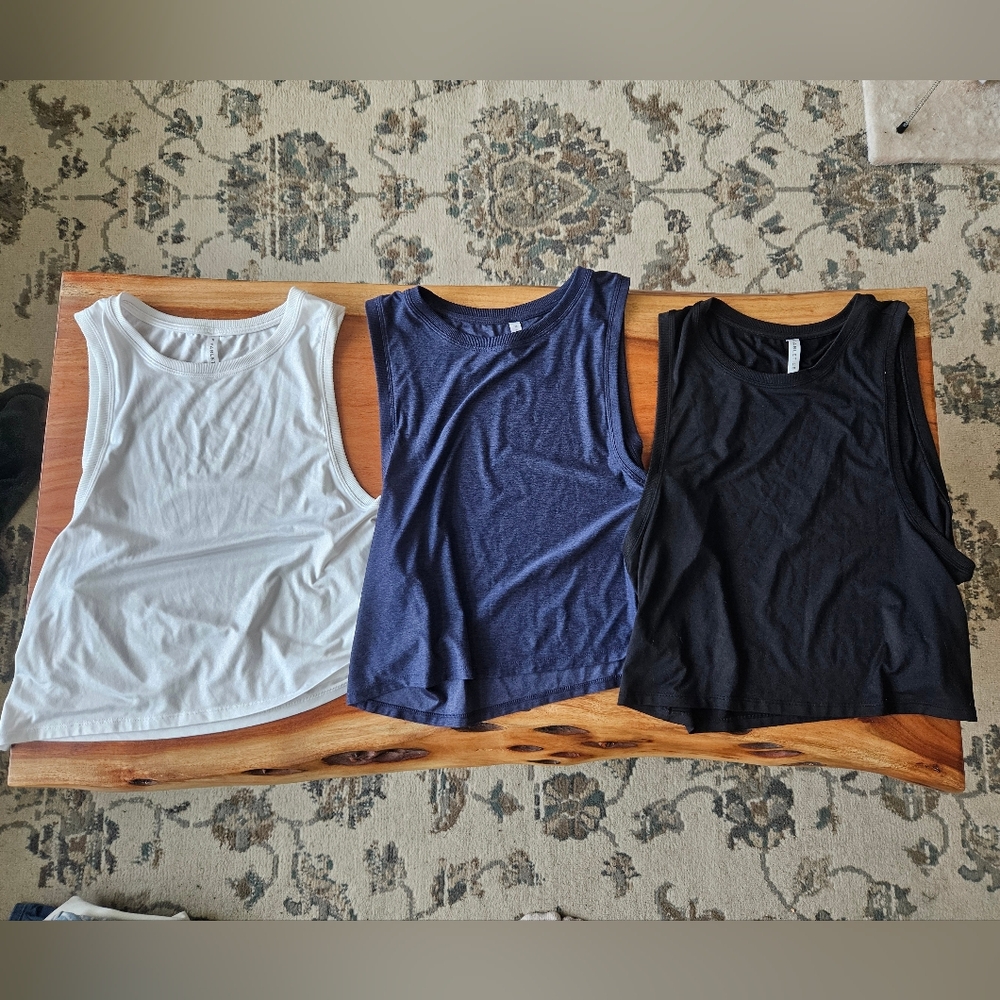 Set of Three Fabletics Sleeveless Tank Tops - Large